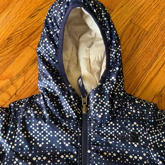 North Face Toddler Jacket - Picture 2 of 6